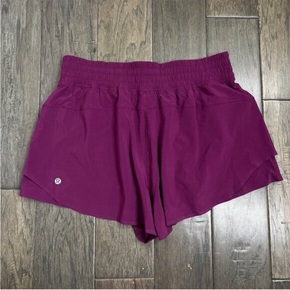 Lululemon NWT Shake It Out High-Rise Running Short 2.5" Chilled Grape - Picture 2 of 8